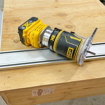 Tupia Compacta 1/4" 20V à Bateria Brushless DCW600 B DEWALT