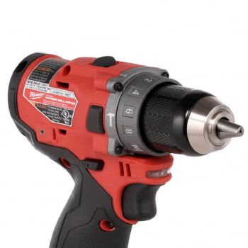 PARAFUSADEIRA FURADEIRA DE IMPACTO 1/2" A BATERIA 2504 MILWAUKEE 