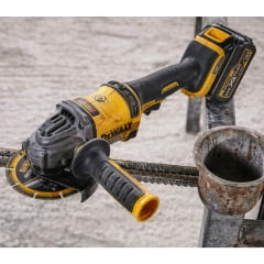 Esmerilhadeira 4-1/2 e 5 Pol. 1700W Flexvolt 60V DEWALT DCG414T2