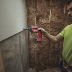 Kit Drywall Parafusadeira + Cortador 18V A Bateria Milwaukee