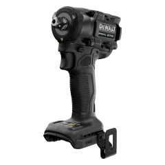 KIT CHAVE DE IMPACTO COMPACTA 1/2” 20V XR BRUSHLESS, 2 BATERIAS 5.0AH, CARREGADOR E MALETA TSTAK EDIÇÃO ESPECIAL MCLAREN DCF92MP2T