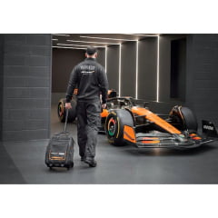 Mochila McLaren com Alça e Rodas Edição Limitada Dewalt DWST60101-9