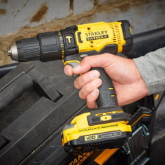 Parafusadeira Furadeira Impacto 01 Bat 20V SCD711D1K Stanley