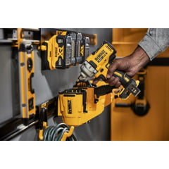 Sistema de Armazenamento Trilho 121,90cm DWST82800 DEWALT