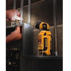 LANTERNA LED MAGNÉTICA 165LM 20V MAX DCL044 DEWALT